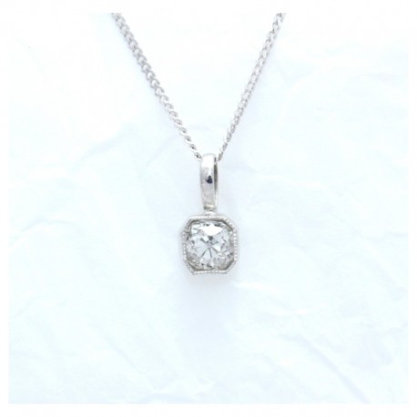 Diamond pendant