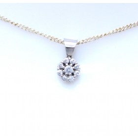Flower shape diamond pendant