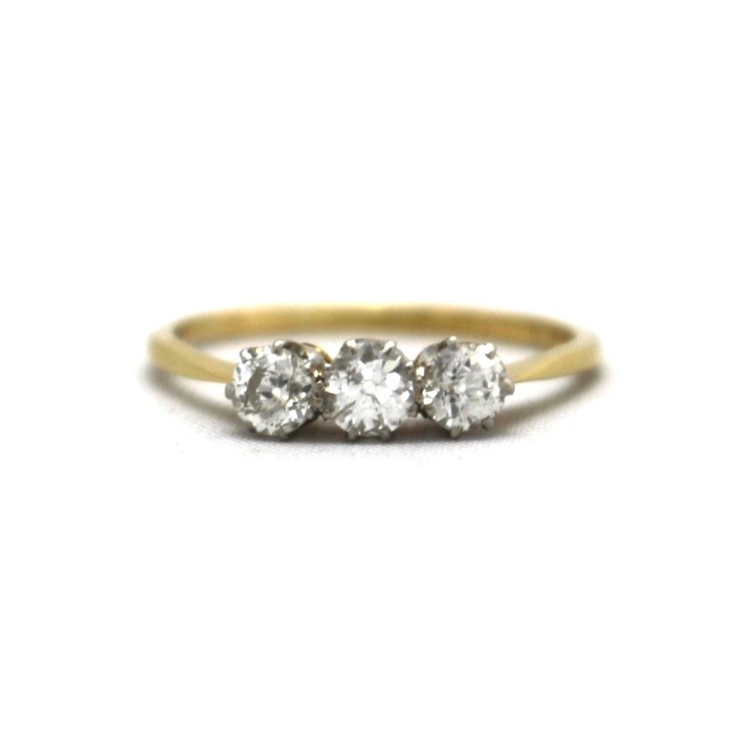 three stone diamond ring set in 18ct yellow gold