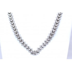 Diamond set necklace