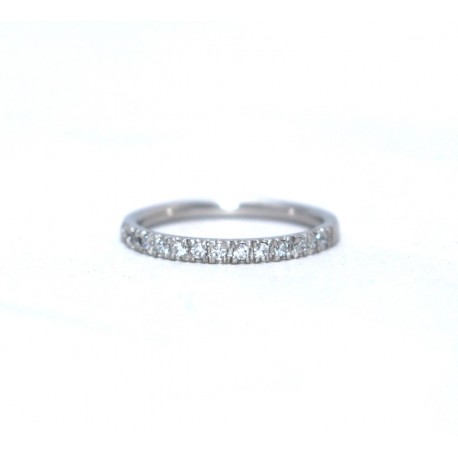 Half eternity diamond ring