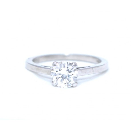 Solitaire ring