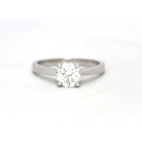 Diamond solitaire ring